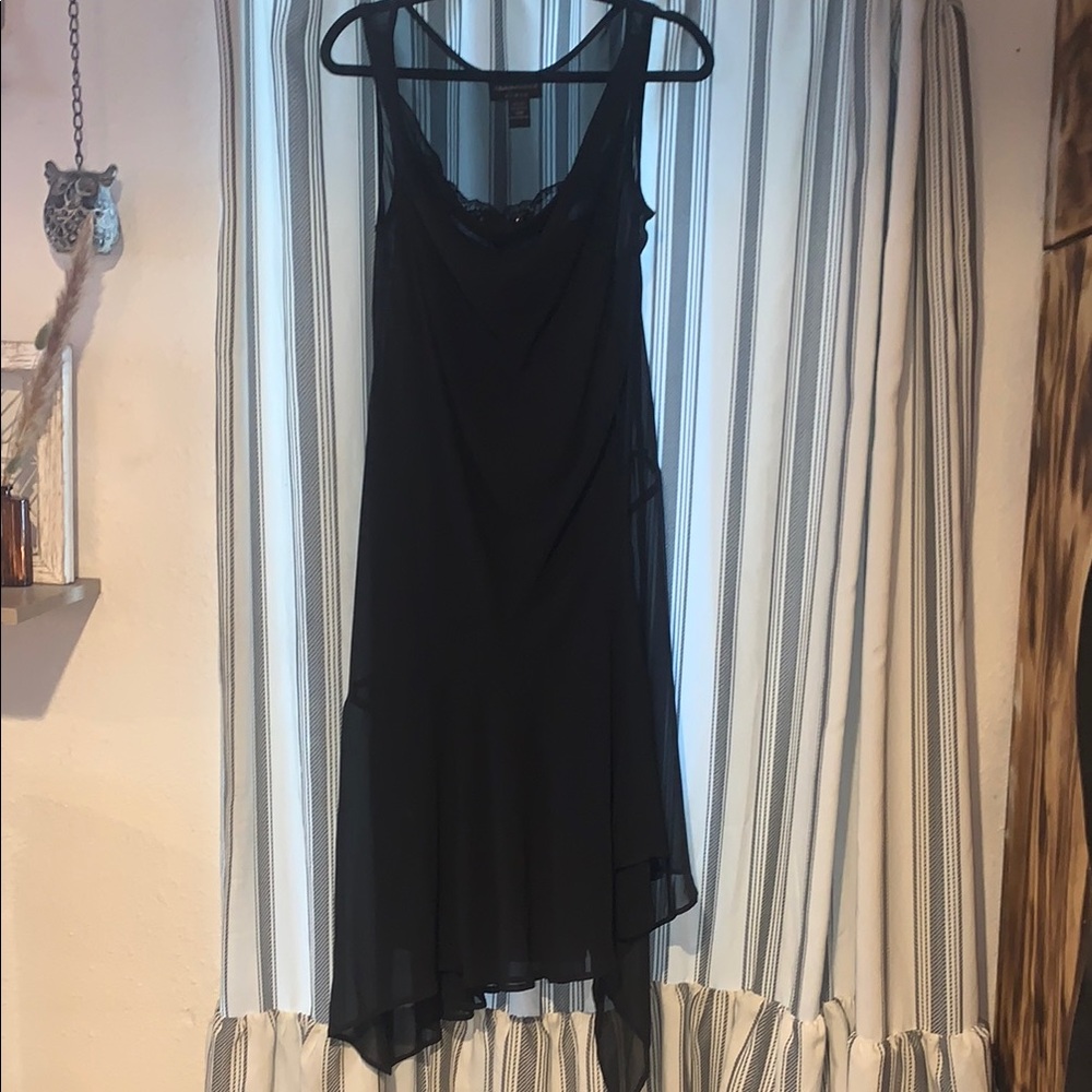 Chic Black Dress